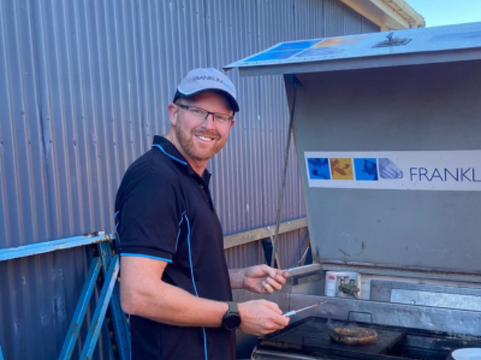 Dr Greg Lindsay BVSc