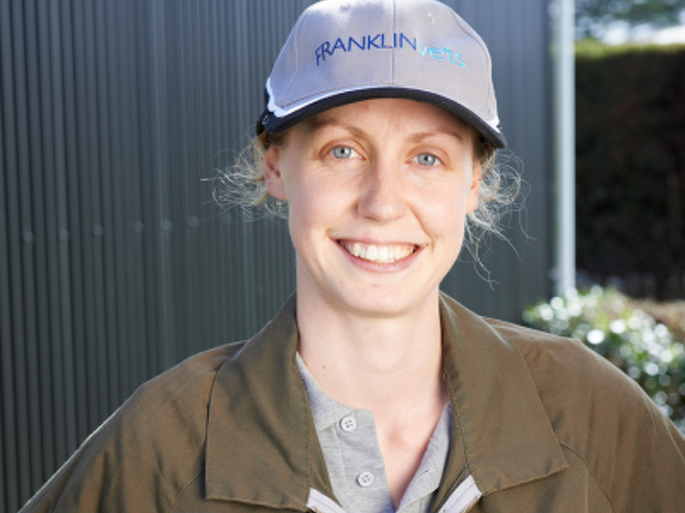 Dr Ilyse Jennens BVSc (Dist) MANZCVS Medicine of Dairy Cattle