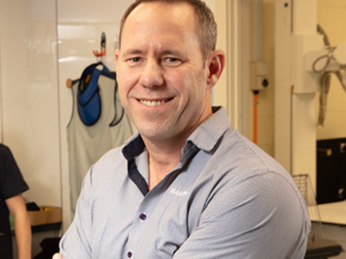 Dr Mark Hosking BVSc, MBA (dist) MANZCVS