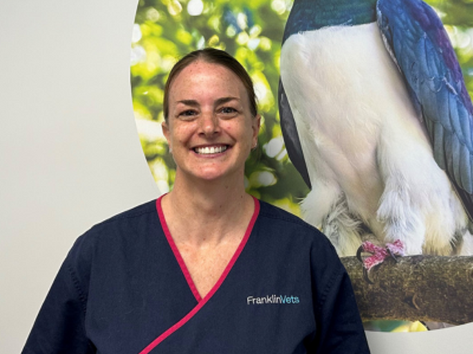 Dr Steph Bonner BVSc, CCRT, PGCertSci